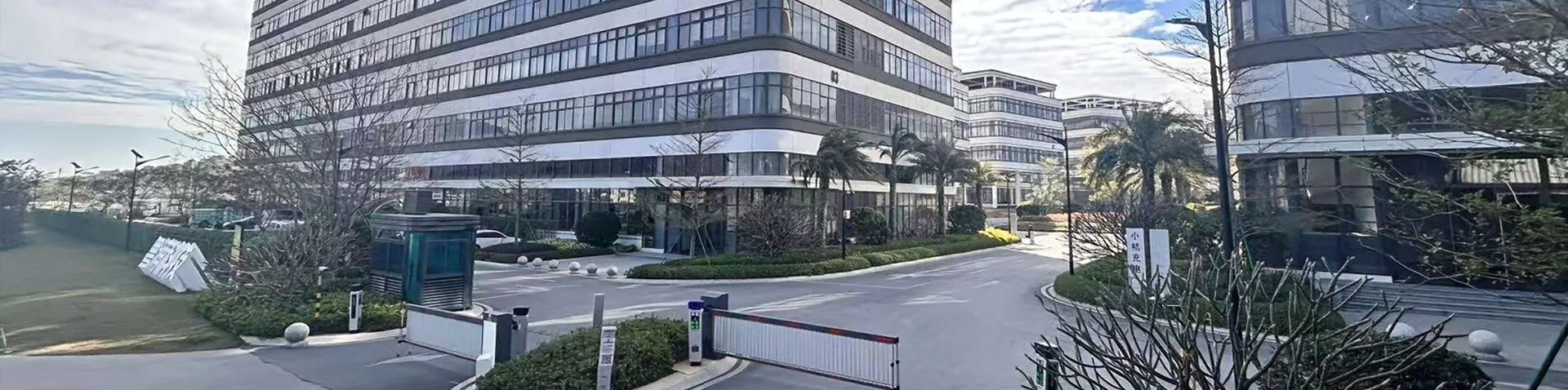 معلومات عنا